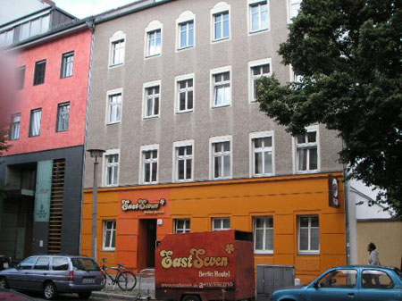 eastseven-berlin-hostel